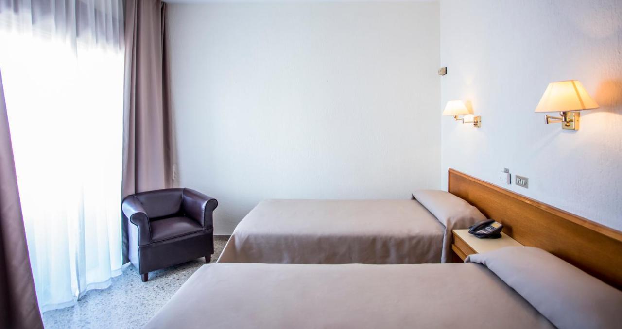 Hotel Leuka Alicante Dış mekan fotoğraf