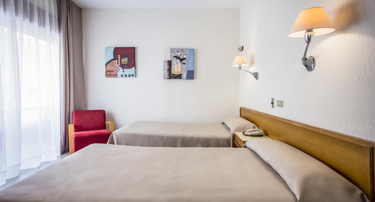 Hotel Leuka Alicante Dış mekan fotoğraf