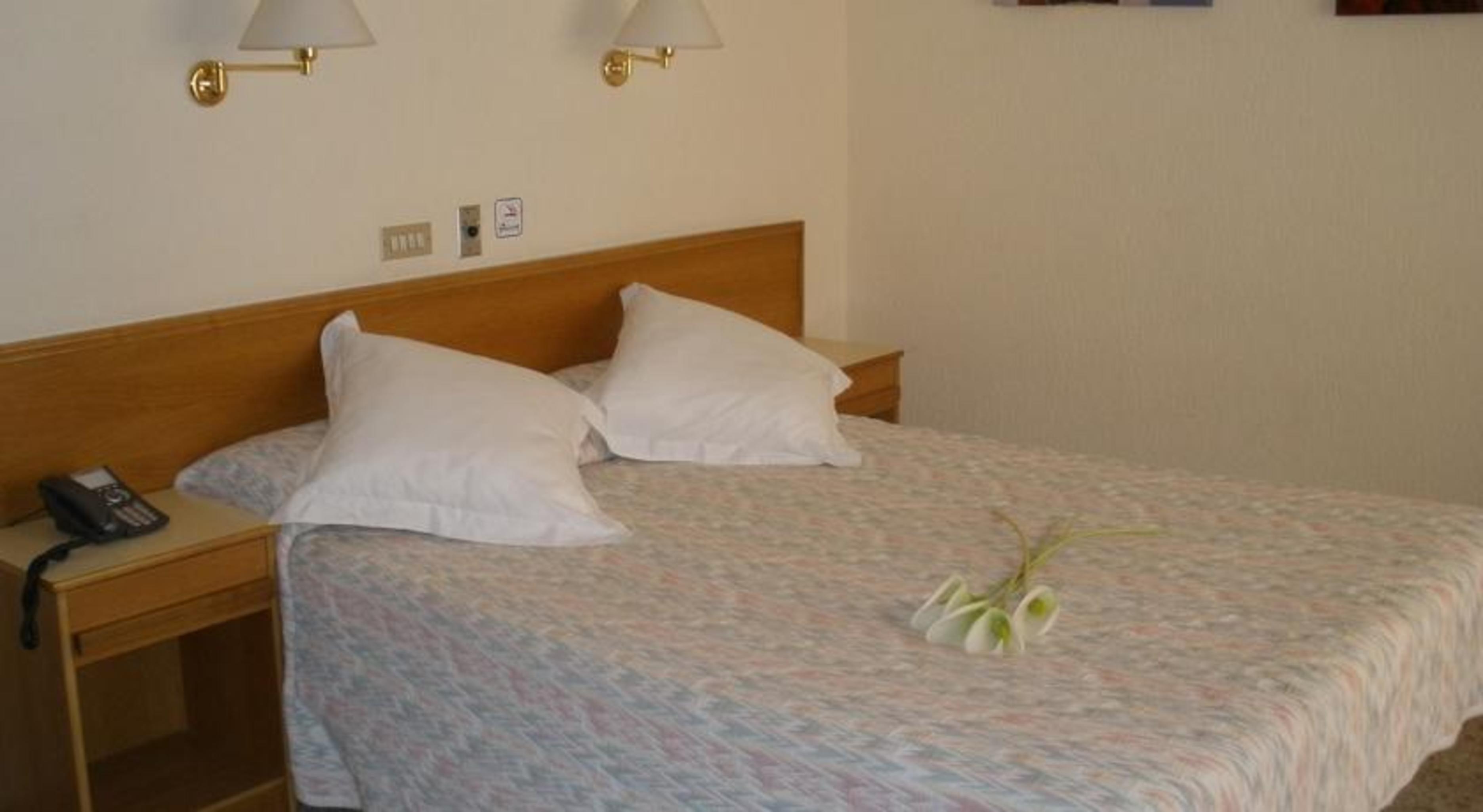 Hotel Leuka Alicante Dış mekan fotoğraf