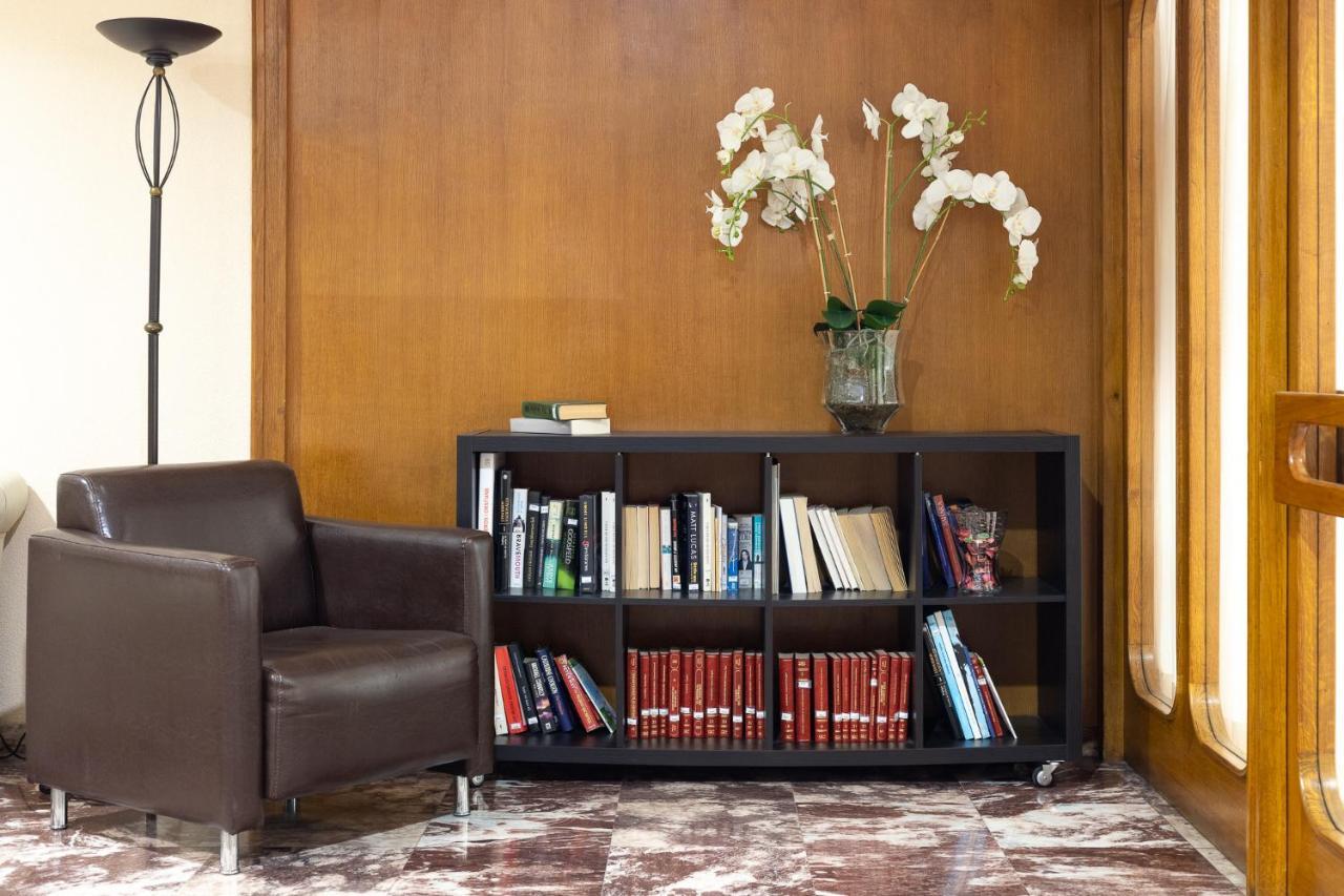 Hotel Leuka Alicante Dış mekan fotoğraf