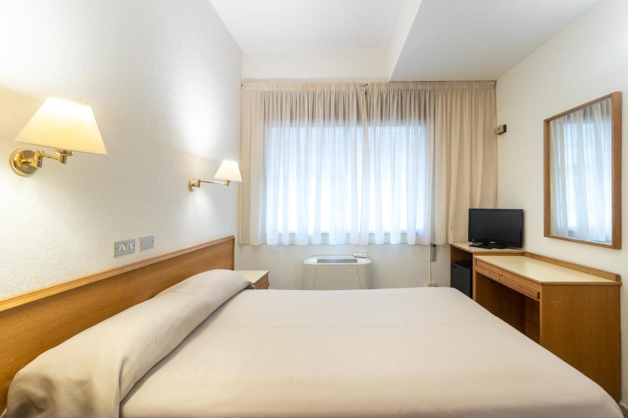 Hotel Leuka Alicante Dış mekan fotoğraf