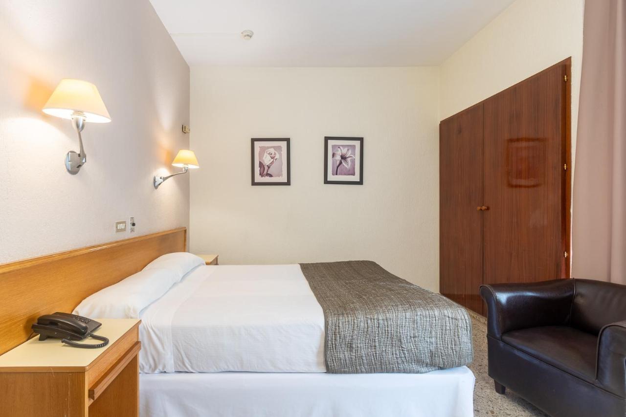 Hotel Leuka Alicante Dış mekan fotoğraf