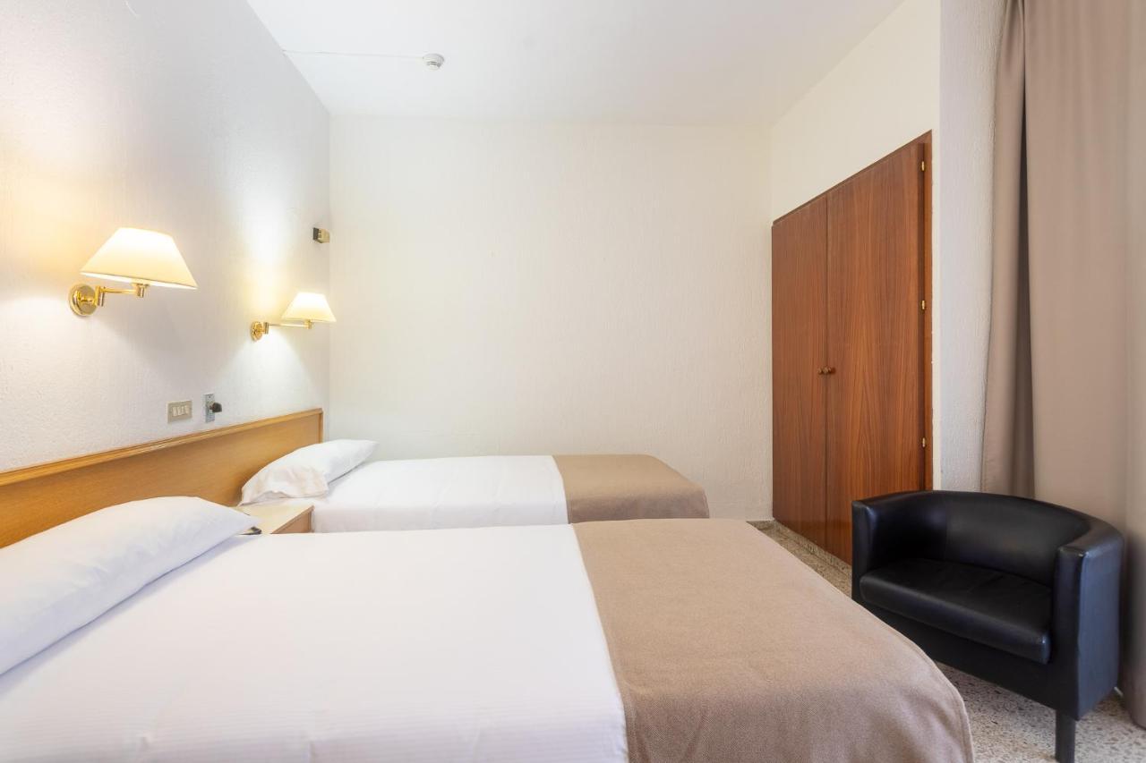 Hotel Leuka Alicante Dış mekan fotoğraf