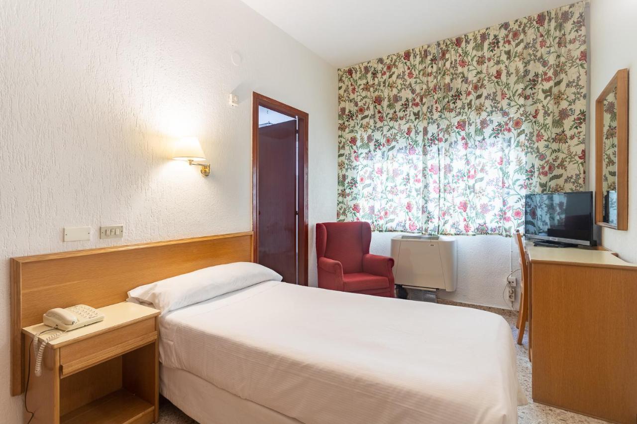 Hotel Leuka Alicante Dış mekan fotoğraf