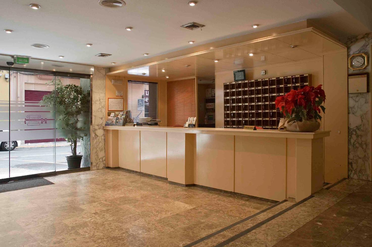 Hotel Leuka Alicante Dış mekan fotoğraf