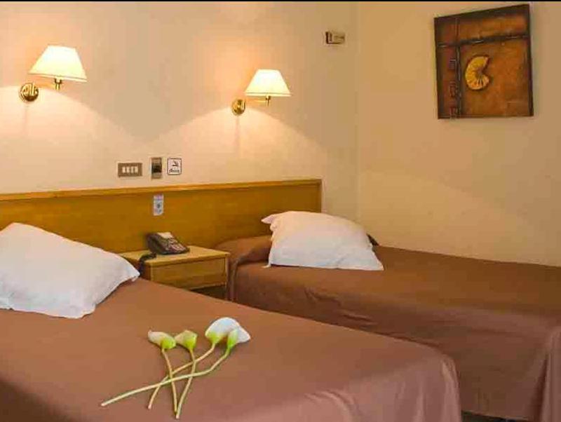 Hotel Leuka Alicante Dış mekan fotoğraf