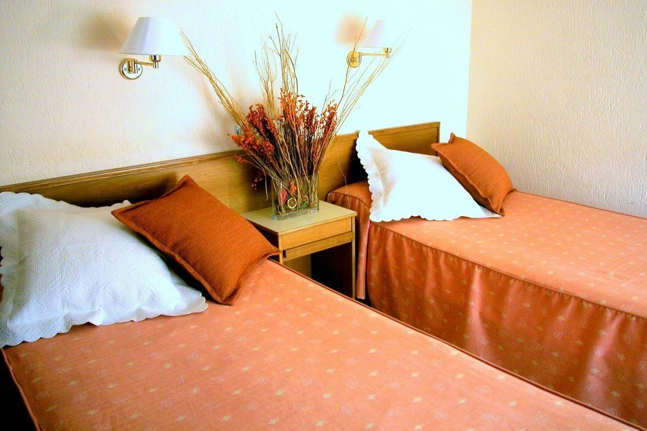 Hotel Leuka Alicante Dış mekan fotoğraf